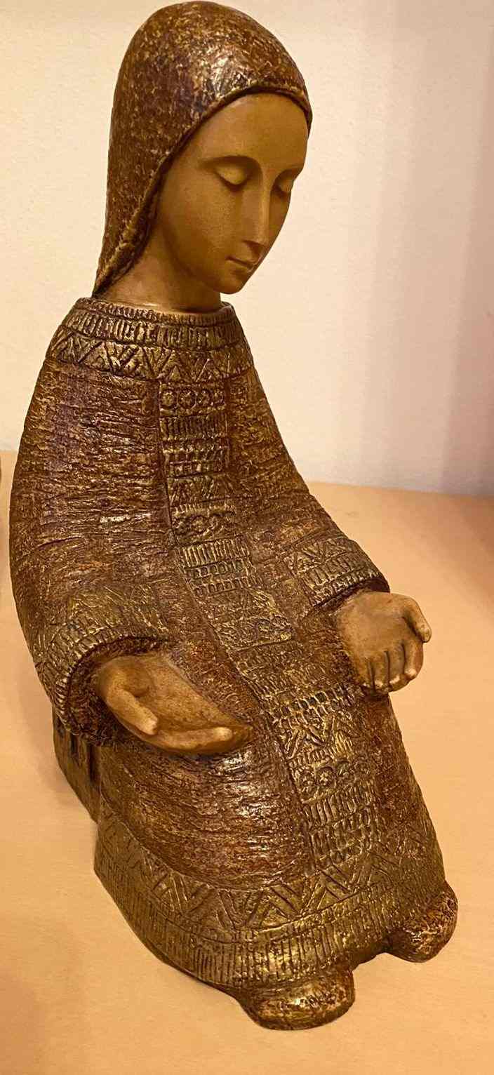 Marienstatue Locsmandy Ausschnitt